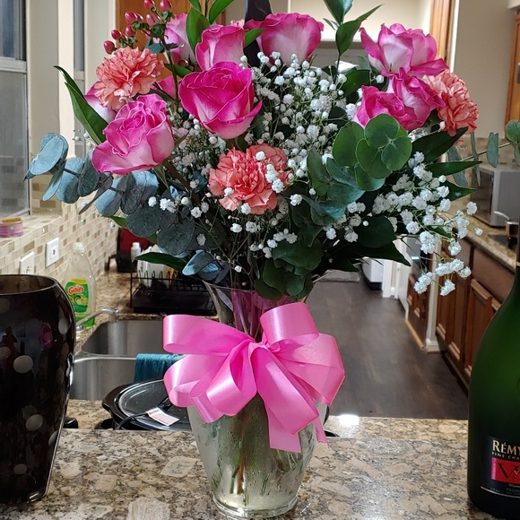 Meet your Posher, Takaye - Picture 1 of 1